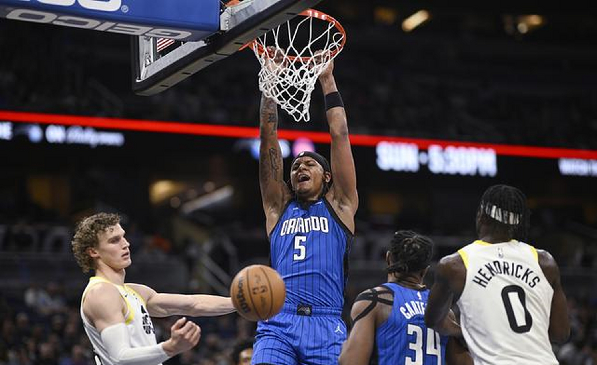 今晨NBA常规赛传出新动向，奥兰多魔术临场应变，管理层表态：态度坚定，轮换策略成焦点的简单介绍