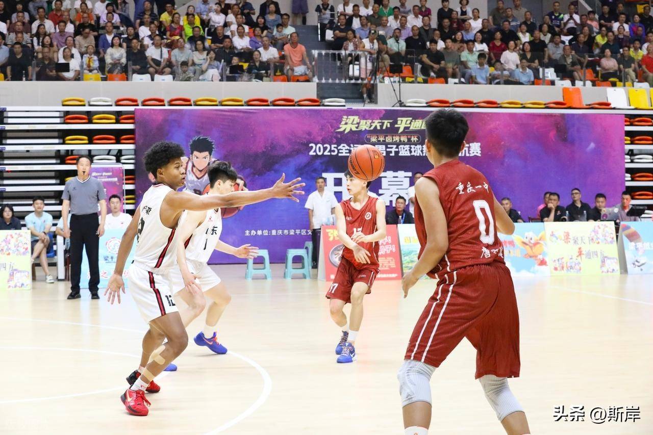 关于山东男篮发布备战花絮；赛后门线救险；NBA常规赛任务艰巨；心理建设被强调的信息