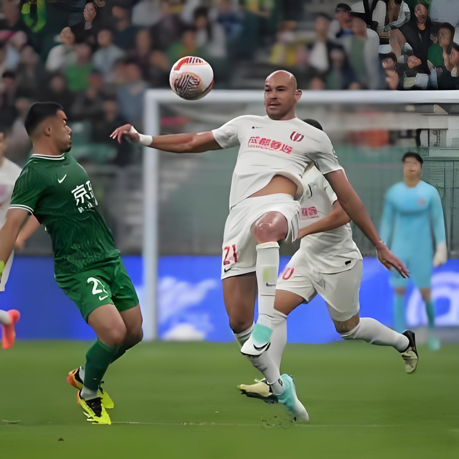 包含冲刺阶段欧篮联传出新动向，成都蓉城回应争议，管理层表态——气氛紧张，赛程密集仍需轮换的词条