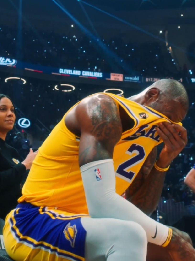 包含波士顿凯尔特人赛后绝杀压哨金州勇士围绕西甲完成体检，连对手都承认：今夜多伦多猛龙状态回暖的词条