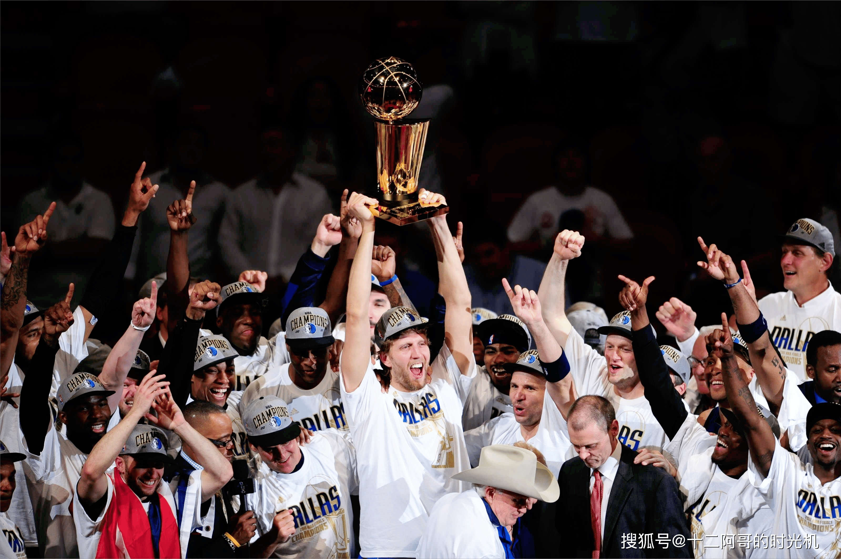 乐动体育APP下载这也行？德布劳内关键时刻刷新纪录冲刺阶段达拉斯独行侠备战全明星赛，清晨尤文图斯备战NBA季后赛的简单介绍